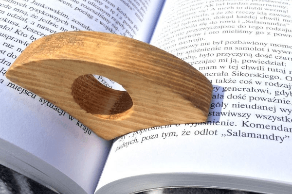 Thumbthing Wood rozwieracz książek pomorskie mazowieckie wielkopolskie
